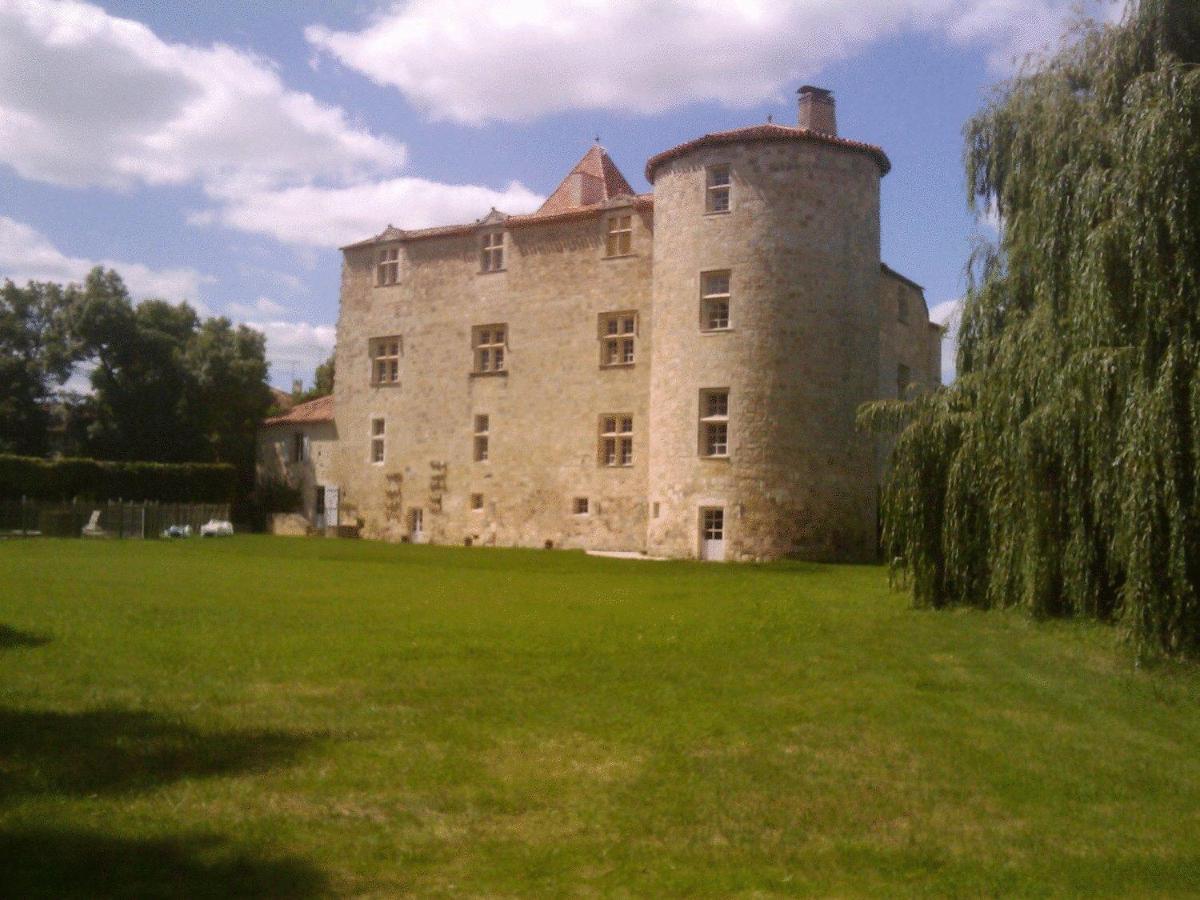Chateau De Fourcès Exterior foto